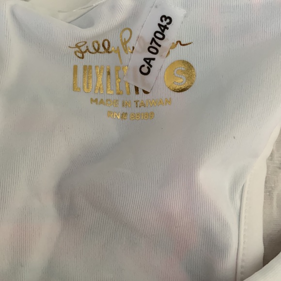 Lilly Pulitzer luxletic Meryl racer back top NWT size small - Picture 3 of 10